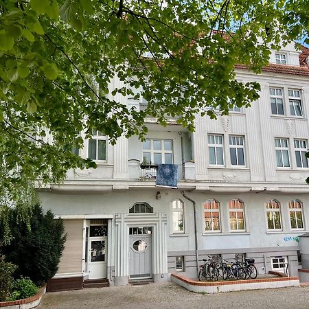 Exklusive Und Grosszuegige Wohnung 140 Qm In Magdeburg Top-Lage Mit Kicker Fuer Bis Zu 8 Personen Eksteriør bilde