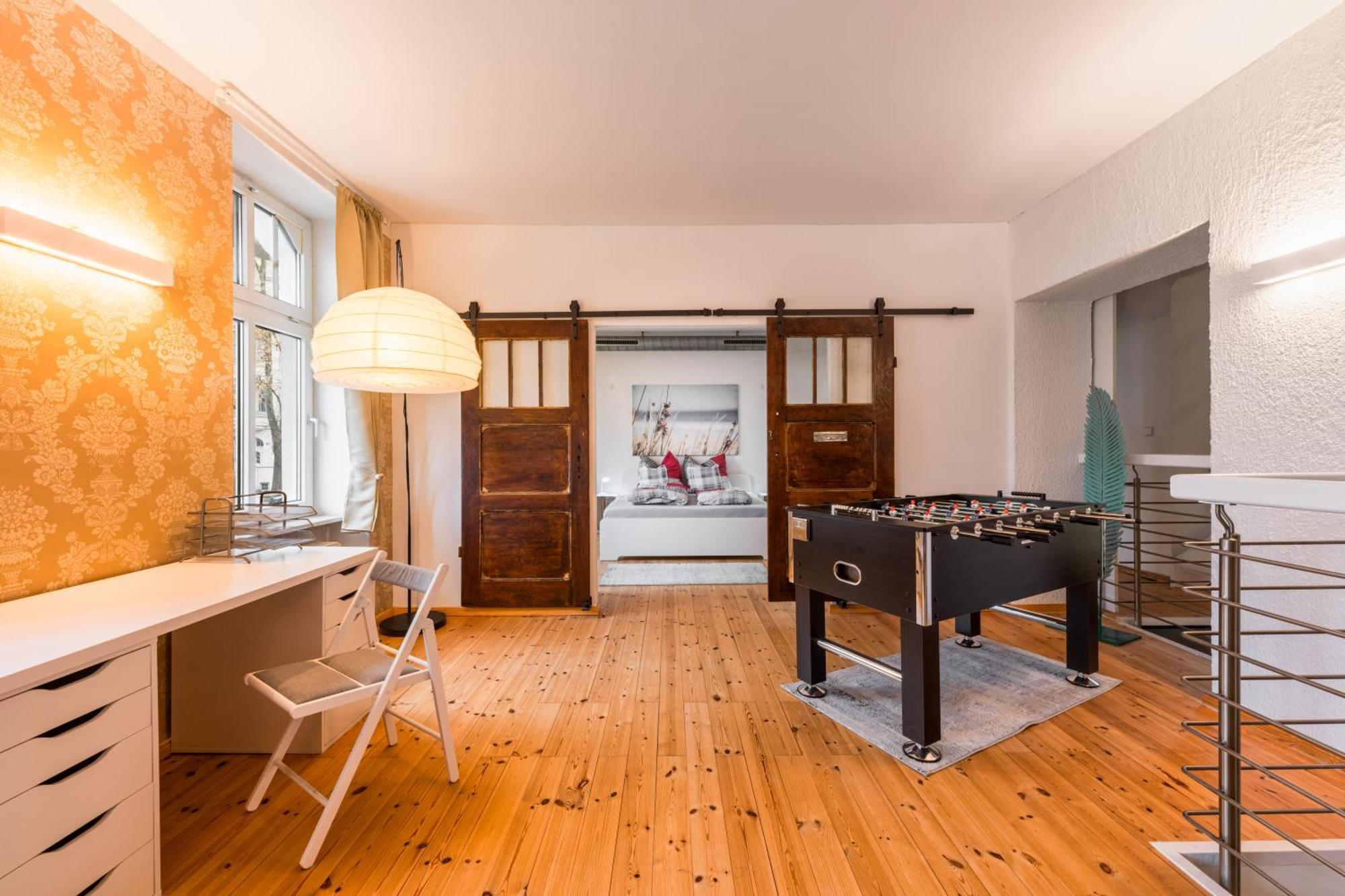 Exklusive Und Grosszuegige Wohnung 140 Qm In Magdeburg Top-Lage Mit Kicker Fuer Bis Zu 8 Personen Eksteriør bilde